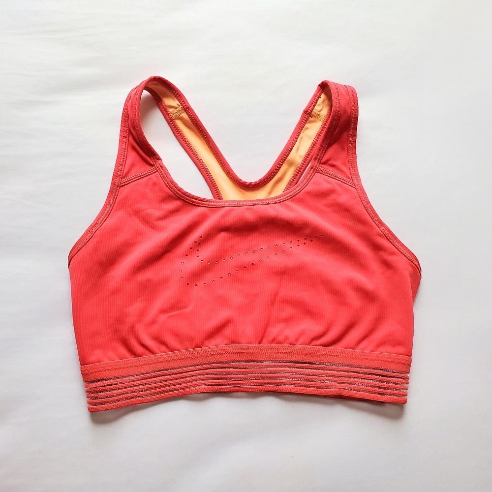Nike Dri-Fit Sports Bra Size M